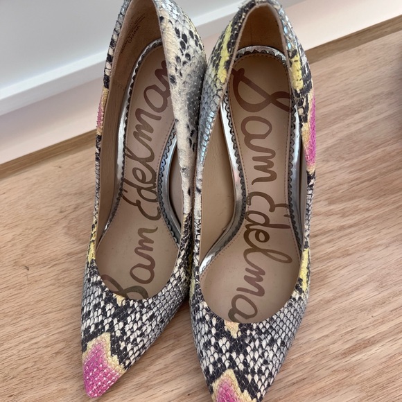 Sam Edelman Danna Lilac yellow snake print high heel 6.5 - Picture 4 of 10